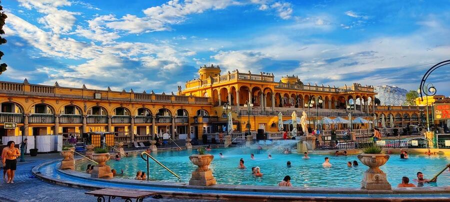 Széchenyi Thermal Bath, Budapest, Hungary